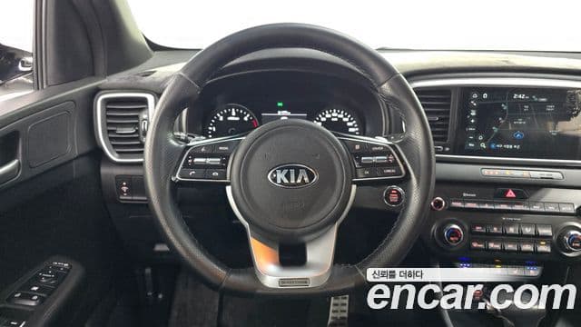 Kia Sportage The Bold 2021 — Фото 13/20