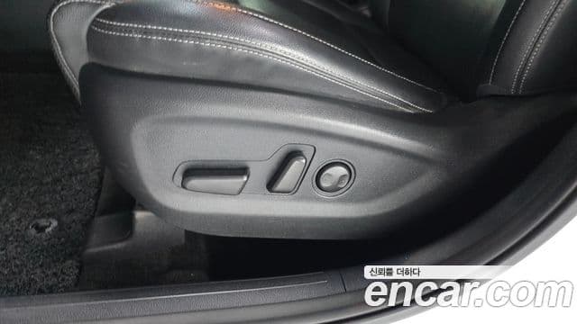 Kia Sportage The Bold 2021 — ფოტო 20/32
