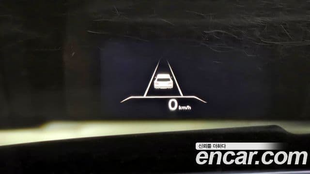 Genesis GV80 2021 — ფოტო 17/20