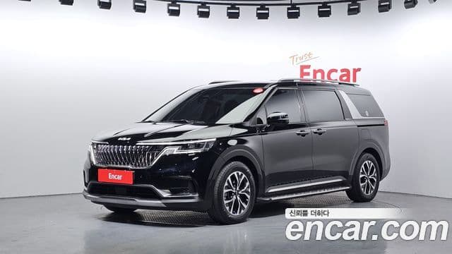 Kia Carnival 2023 — ფოტო 20/20