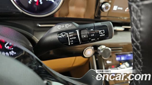 Kia Carnival 2023 — Photo 20/30