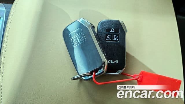 Kia Carnival 2023 — Photo 26/30