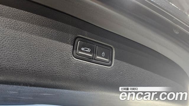 Genesis GV80 2021 — Photo 20/20