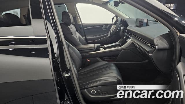 Genesis GV80 2021 — Photo 11/20