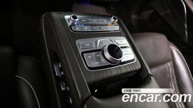 Kia The K9 2018 — Şəkil 18/20