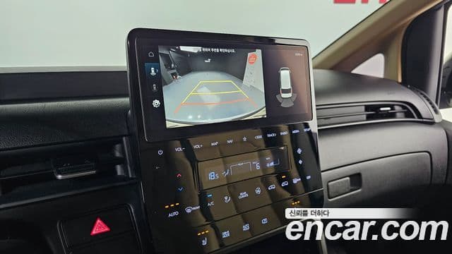 Hyundai Staria 2022 — Şəkil 15/20