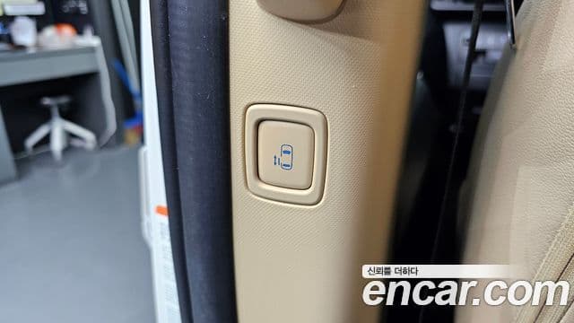Hyundai Staria 2022 — Şəkil 17/20