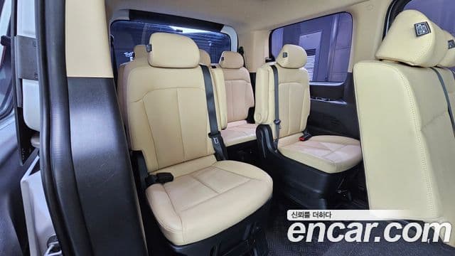 Hyundai Staria 2022 — Şəkil 18/20