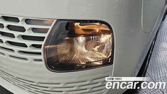 Hyundai Staria 2022 — Şəkil 12/31