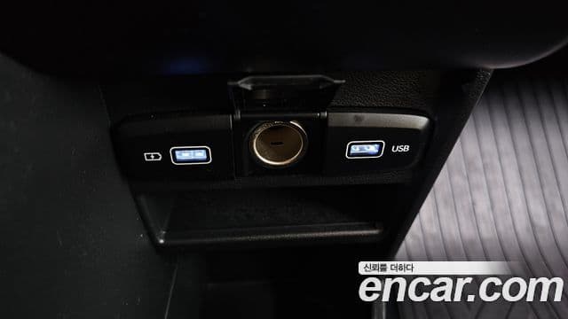 Hyundai Staria 2022 — Şəkil 9/31