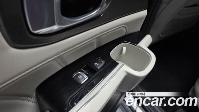 Kia Sorento 2020 — Фото 19/20