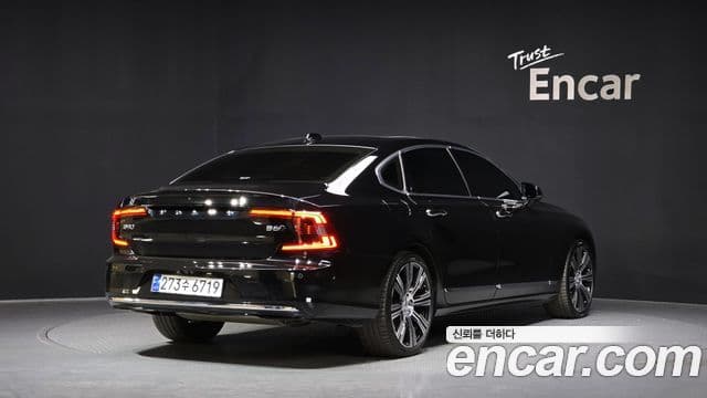 Volvo S90 2023 — ფოტო 2/20