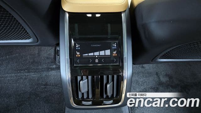 Volvo S90 2023 — ფოტო 19/20
