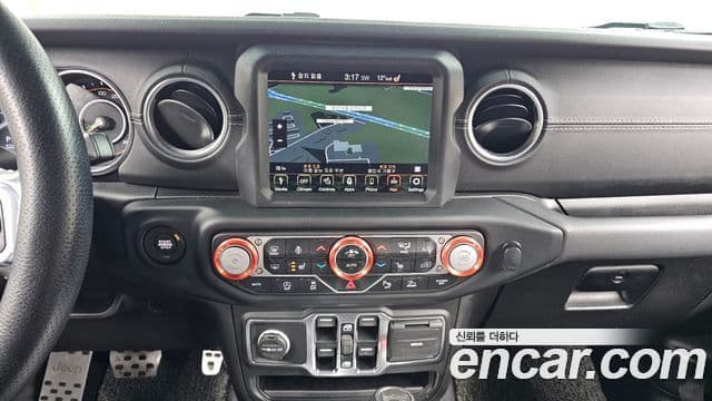 Jeep Wrangler 2021 — Şəkil 13/20