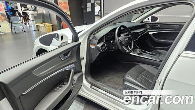 Audi A6 2021 — Şəkil 10/20