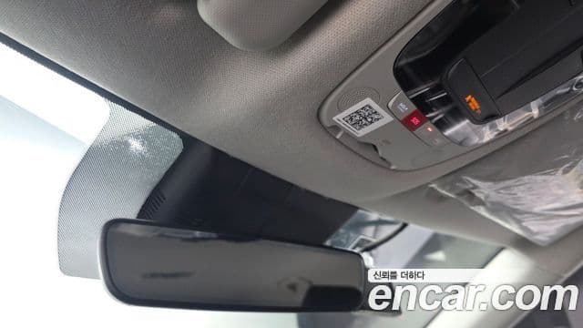 Kia Seltos 2022 — ფოტო 19/20
