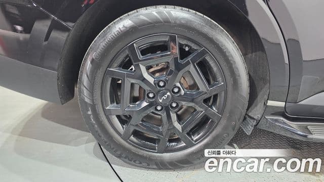 Kia Carnival 2024 — ფოტო 5/20