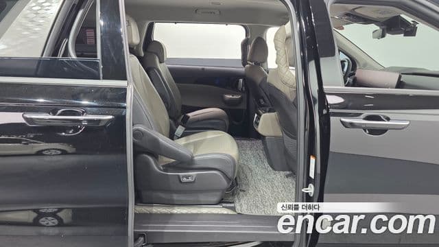Kia Carnival 2024 — ფოტო 12/20
