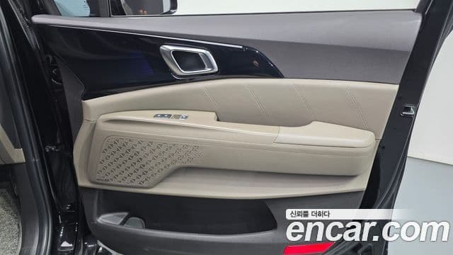 Kia Carnival 2024 — Şəkil 30/35