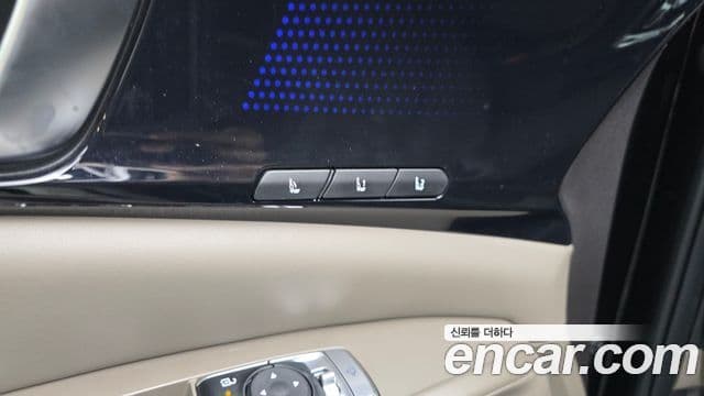 Kia Carnival 2024 — Şəkil 21/35