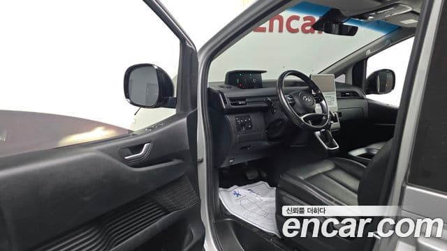 Hyundai Staria 2022 — Şəkil 10/20