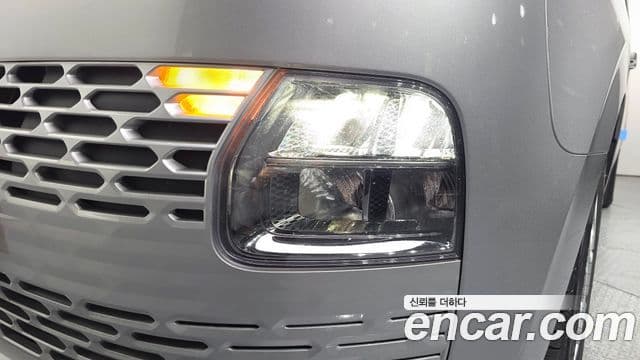 Hyundai Staria 2022 — Photo 18/31