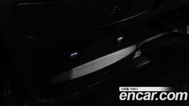 Hyundai Staria 2022 — Photo 7/31