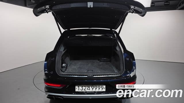 Bentley Bentayga 2025 — Şəkil 20/20