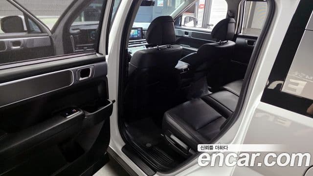 Hyundai Santa Fe 2024 — Şəkil 11/20