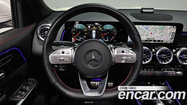 Mercedes-Benz GLB-Class 2023 — Şəkil 12/20