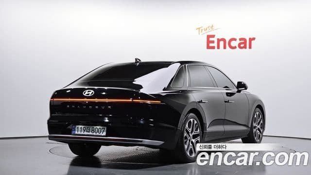 Hyundai Grandeur 2024 — ფოტო 2/20