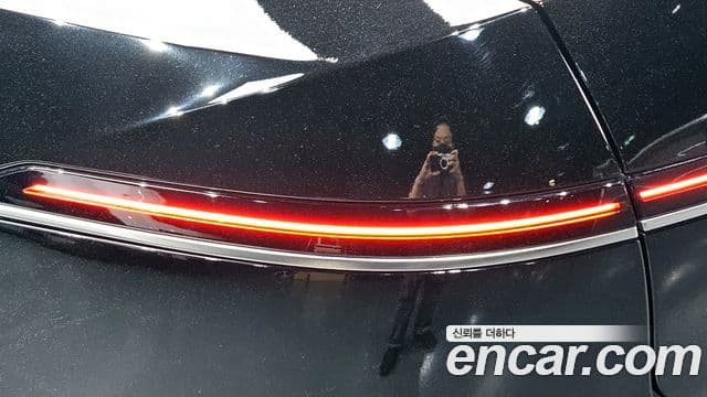 Hyundai Grandeur Hybrid 2024 — Photo 10/34