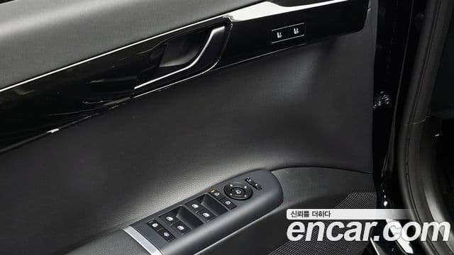 Hyundai Grandeur Hybrid 2024 — Photo 34/34