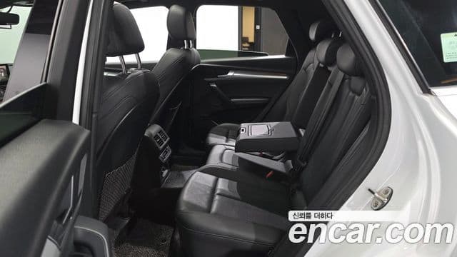 Audi Q5 2020 — Photo 26/39