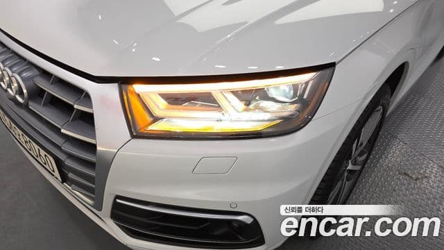 Audi Q5 2020 — Photo 36/39