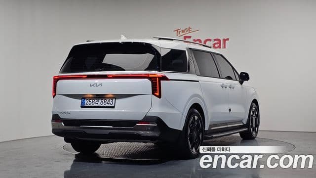 Kia Carnival 2024 — Şəkil 2/20