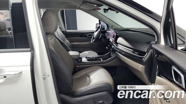 Kia Carnival 2024 — Şəkil 11/20