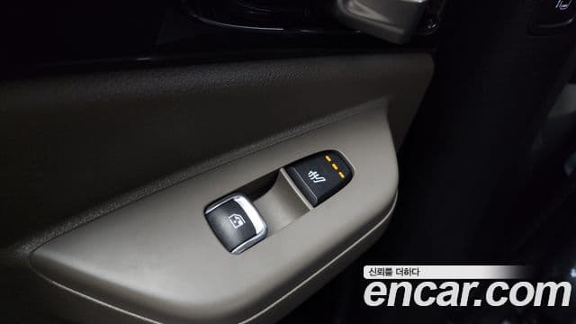Kia Carnival 2024 — Şəkil 19/20