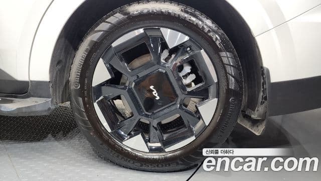 Kia Carnival 2024 — Photo 33/36