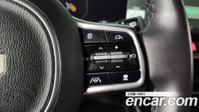 Kia Carnival 2024 — Photo 31/36