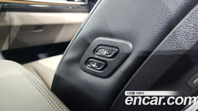 Kia Carnival 2024 — Photo 1/36