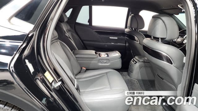 Genesis G90 2022 — ფოტო 11/20