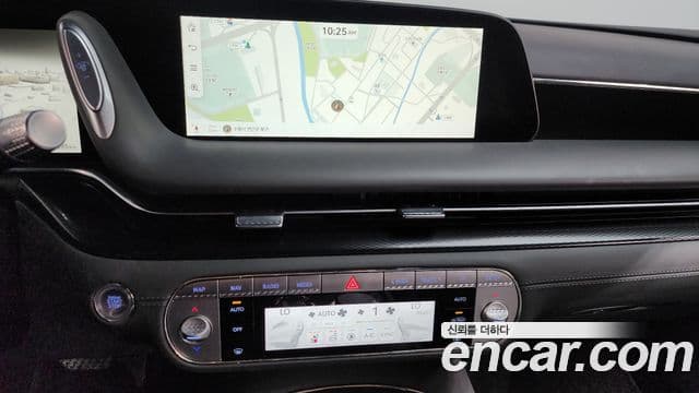 Genesis G90 2022 — ფოტო 13/20