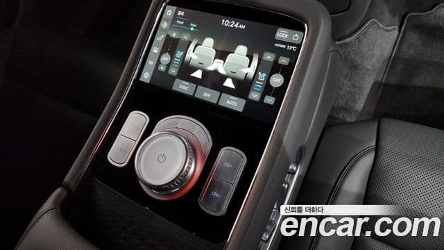 Genesis G90 2022 — ფოტო 18/20