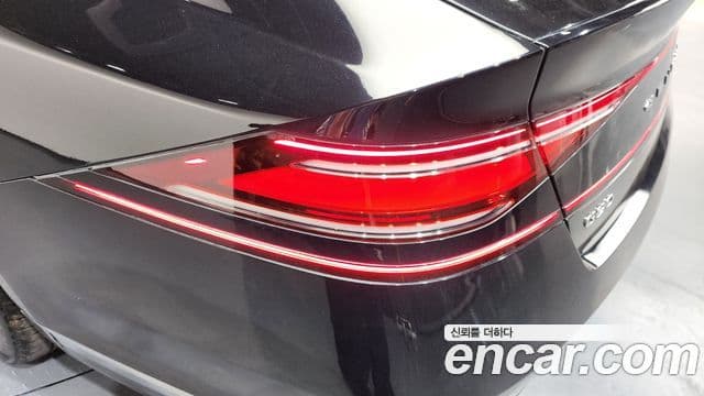 Genesis G90 2022 — Photo 7/33