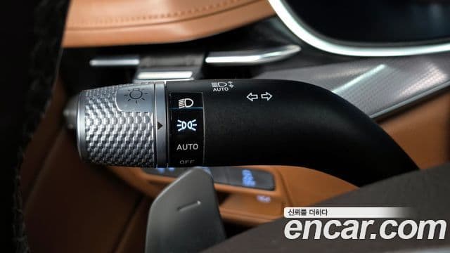 Genesis G80 2022 — Photo 17/38
