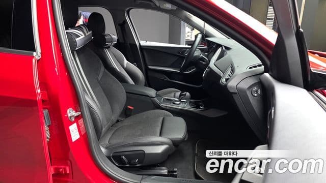 BMW 1 Series 2020 — ფოტო 10/20