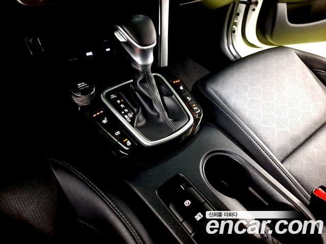 Kia Seltos 2025 — ფოტო 8/20