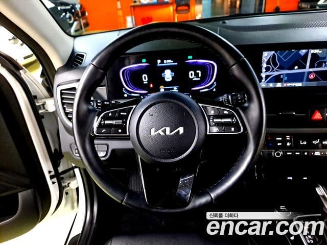 Kia Seltos 2025 — ფოტო 11/20