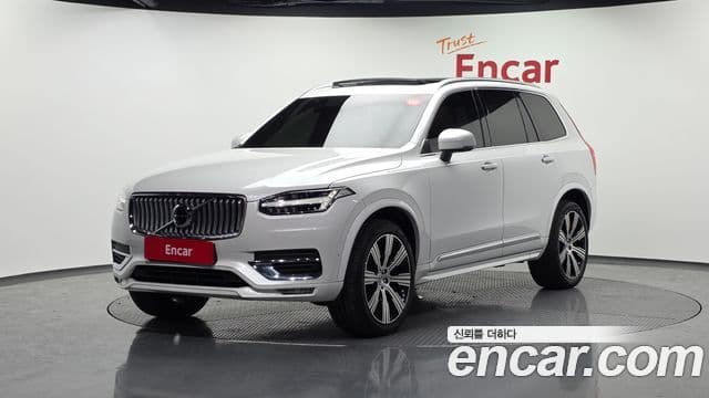 Volvo XC90 2022 — Photo 3/20